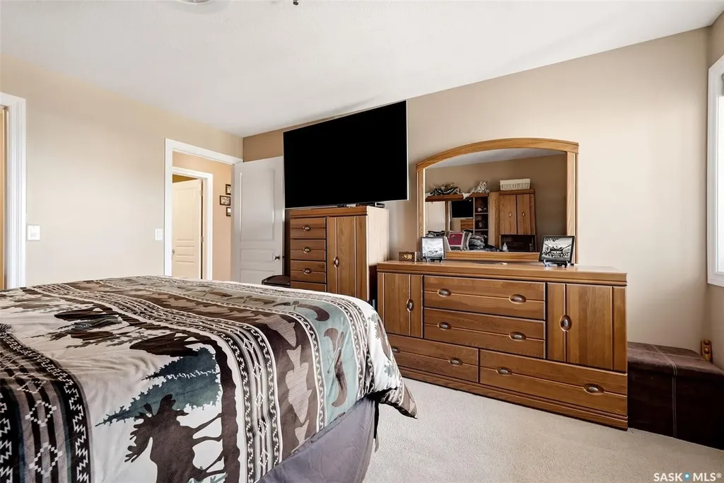 1621 Dakota Drive Regina SK S4Z 0A8