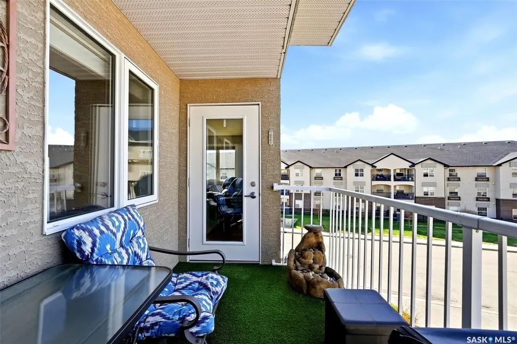 1621 Dakota Drive Regina SK S4Z 0A8