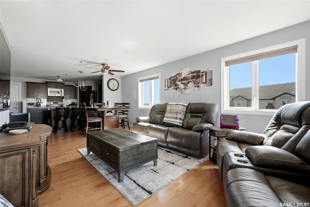 1621 Dakota Drive Regina SK S4Z 0A8