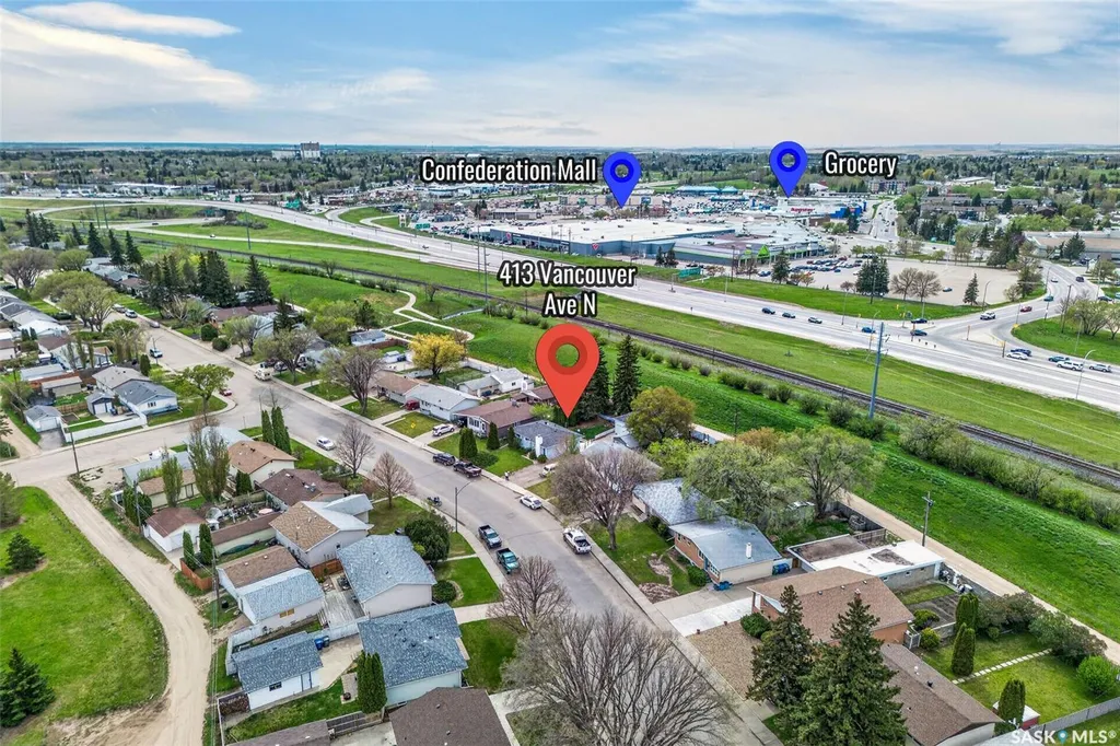 413 Vancouver Avenue N Saskatoon SK S7L 4J8