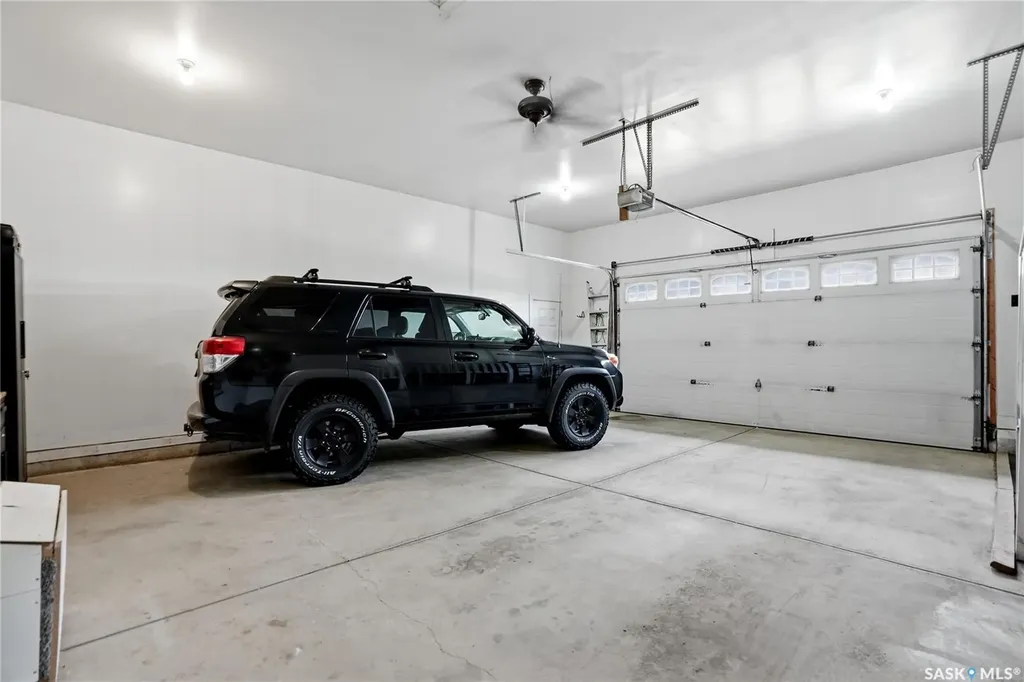 11 Country Road Dundurn Rm No. 314 SK S7C 0A7