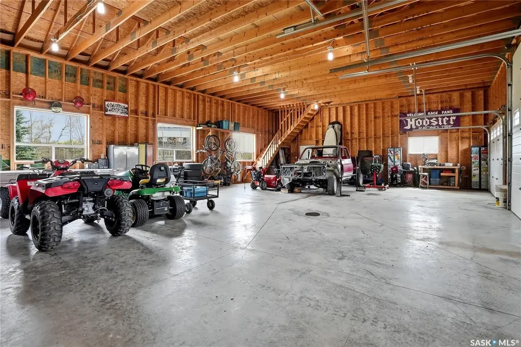 11 Country Road Dundurn Rm No. 314 SK S7C 0A7
