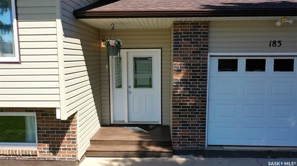 183 Allanbrooke Drive Yorkton SK S3N 3K1