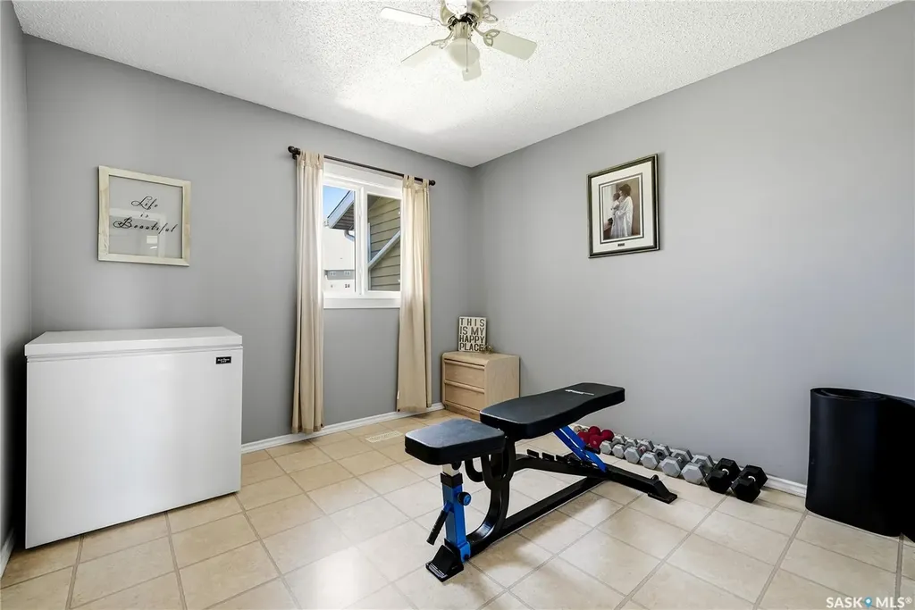 6427 Rochdale Boulevard Regina SK S4X 2Y9