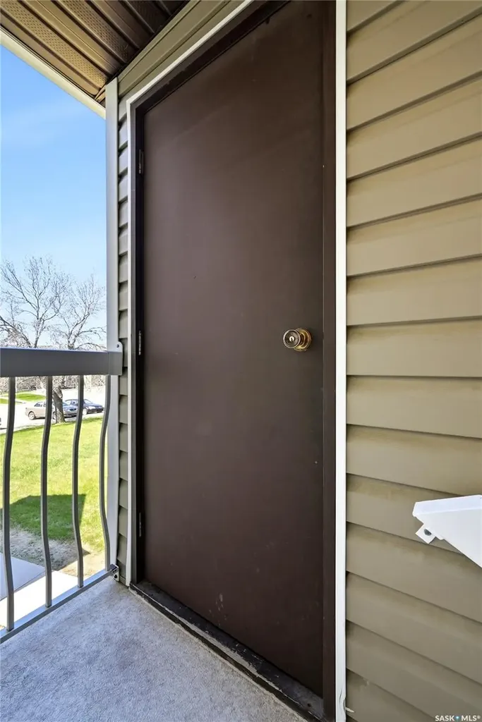 6427 Rochdale Boulevard Regina SK S4X 2Y9