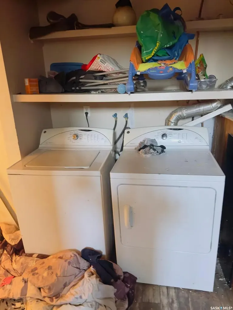 1607 Acadia Drive Saskatoon SK S7H 5K7