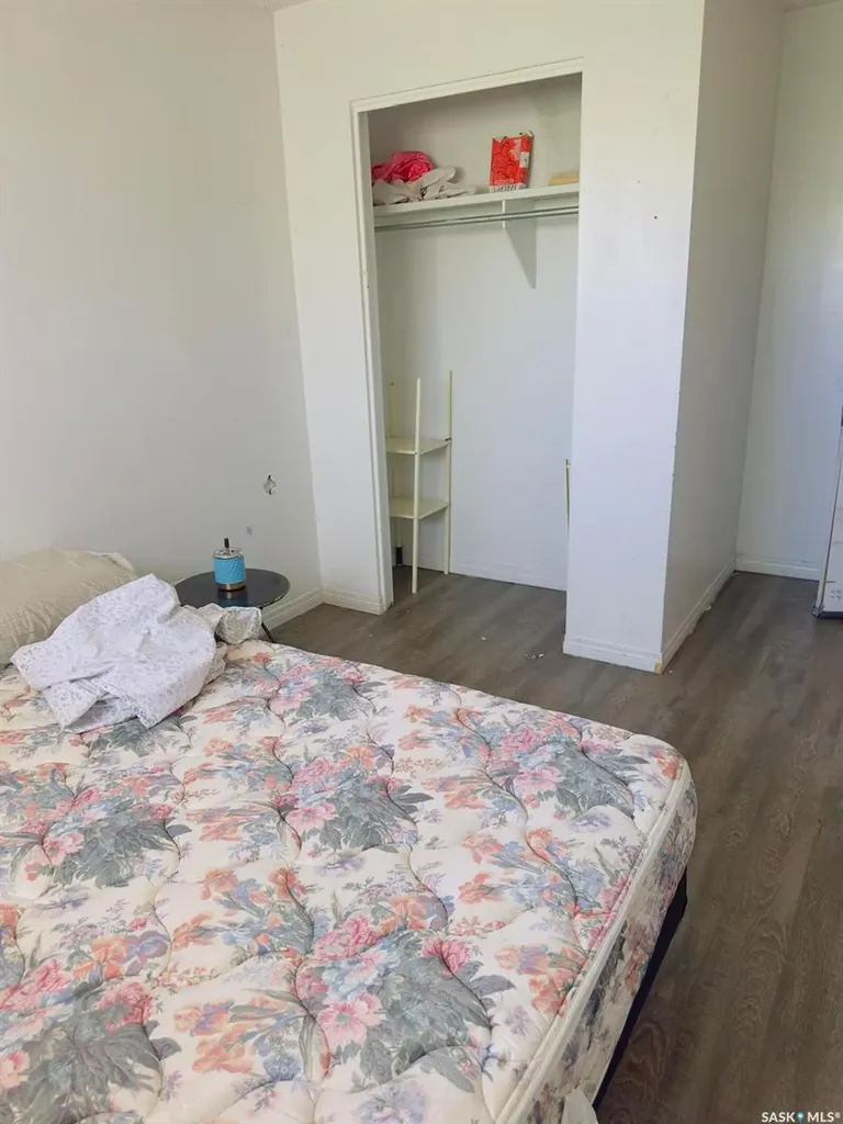 1607 Acadia Drive Saskatoon SK S7H 5K7