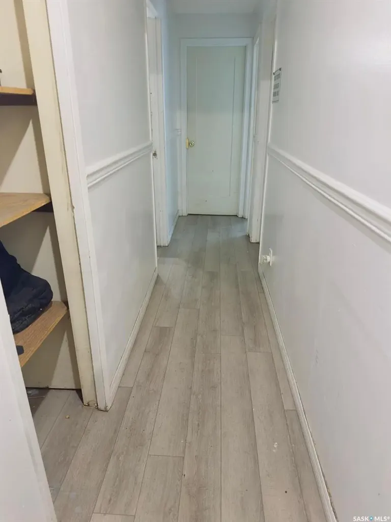 1607 Acadia Drive Saskatoon SK S7H 5K7