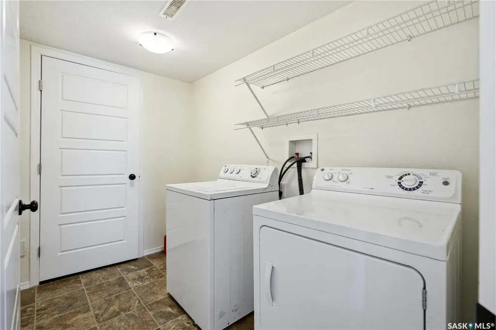 150 Langlois Way Saskatoon SK S7T 0K8