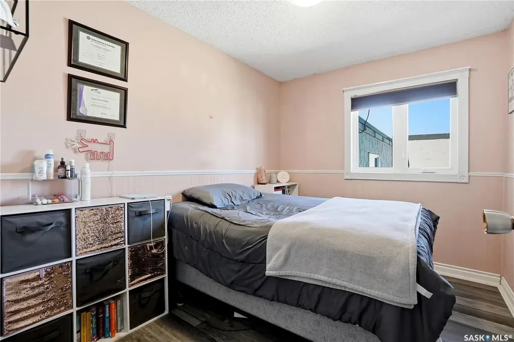 1009 Corman Crescent Moose Jaw SK S6H 6V5