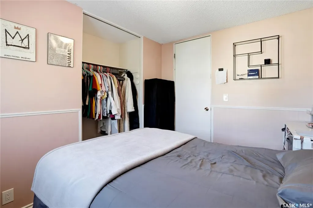 1009 Corman Crescent Moose Jaw SK S6H 6V5
