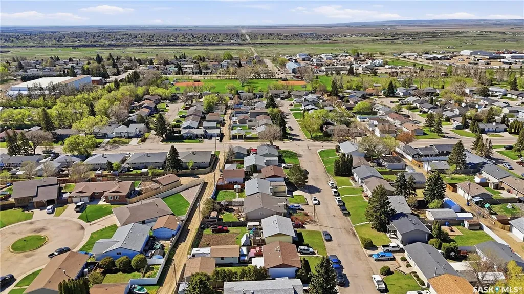1009 Corman Crescent Moose Jaw SK S6H 6V5