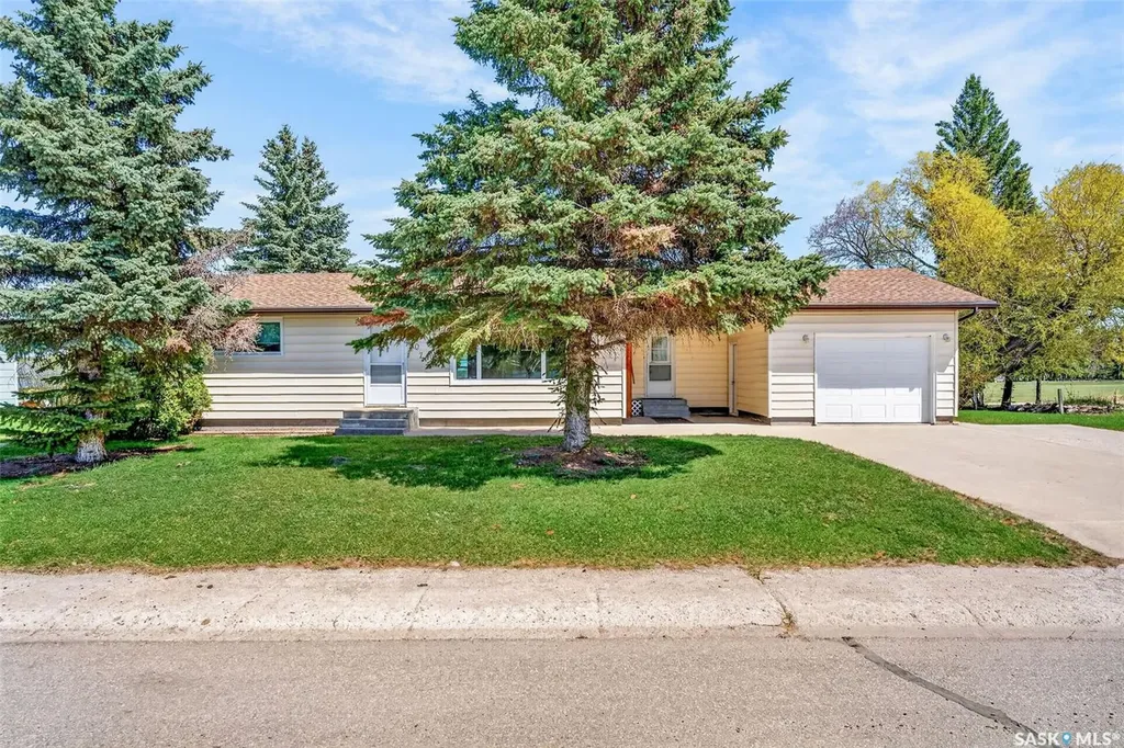 507 3rd Avenue N Naicam SK S0K 2Z0