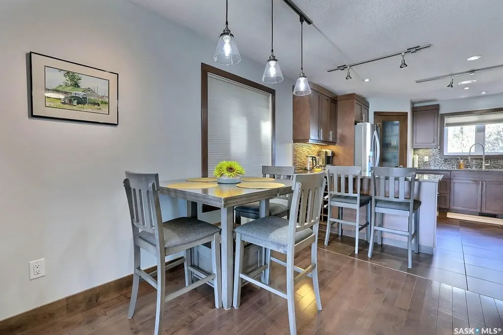 1456 Mccarthy Boulevard Regina SK S4T 1A4