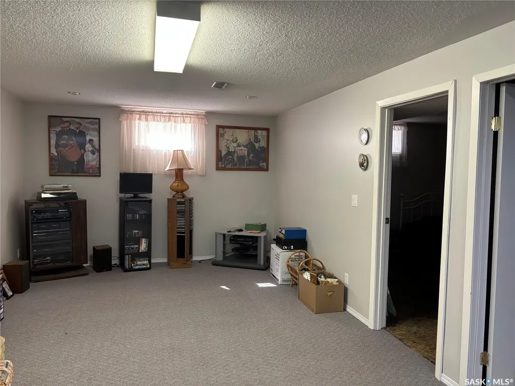 91 2nd Avenue Humboldt SK S0K 2A0
