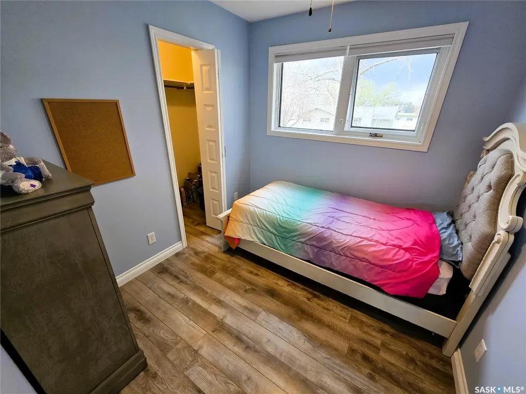 528 Dieppe Drive Weyburn SK S4H 2Y2