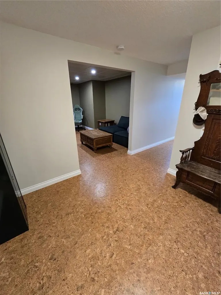 528 Dieppe Drive Weyburn SK S4H 2Y2