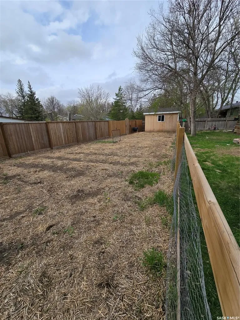 528 Dieppe Drive Weyburn SK S4H 2Y2