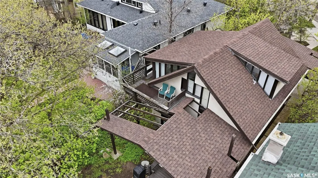 160 Leopold Crescent Regina SK S4T 6N6