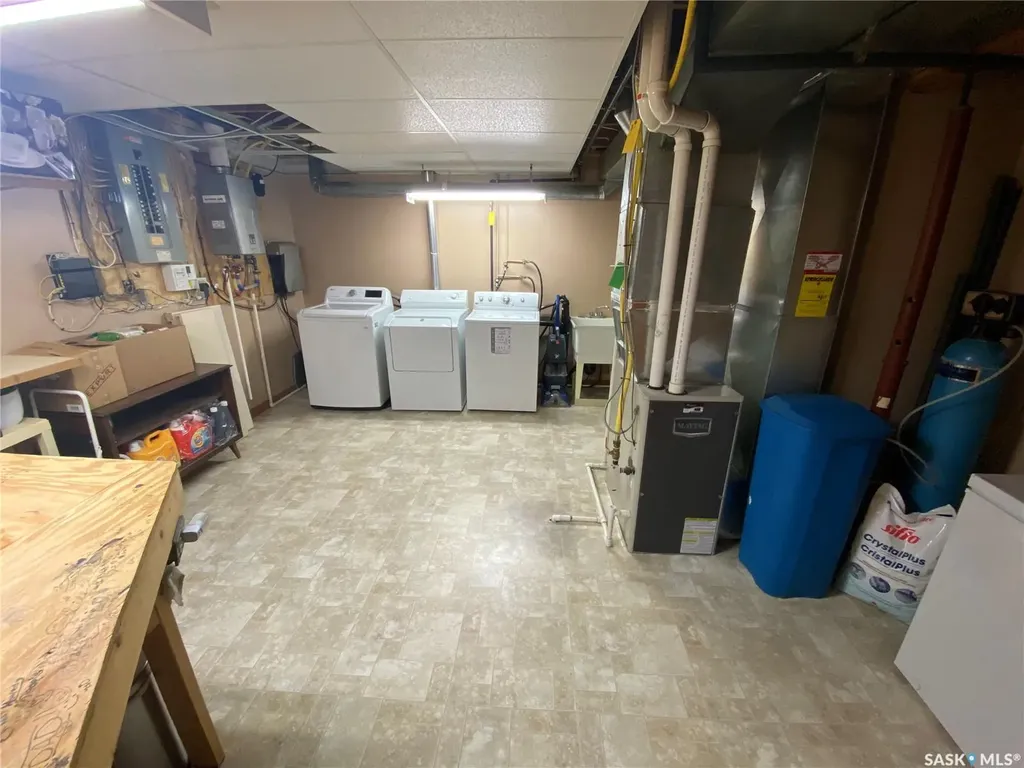 19 Bull Crescent Yorkton SK S3N 3Y5