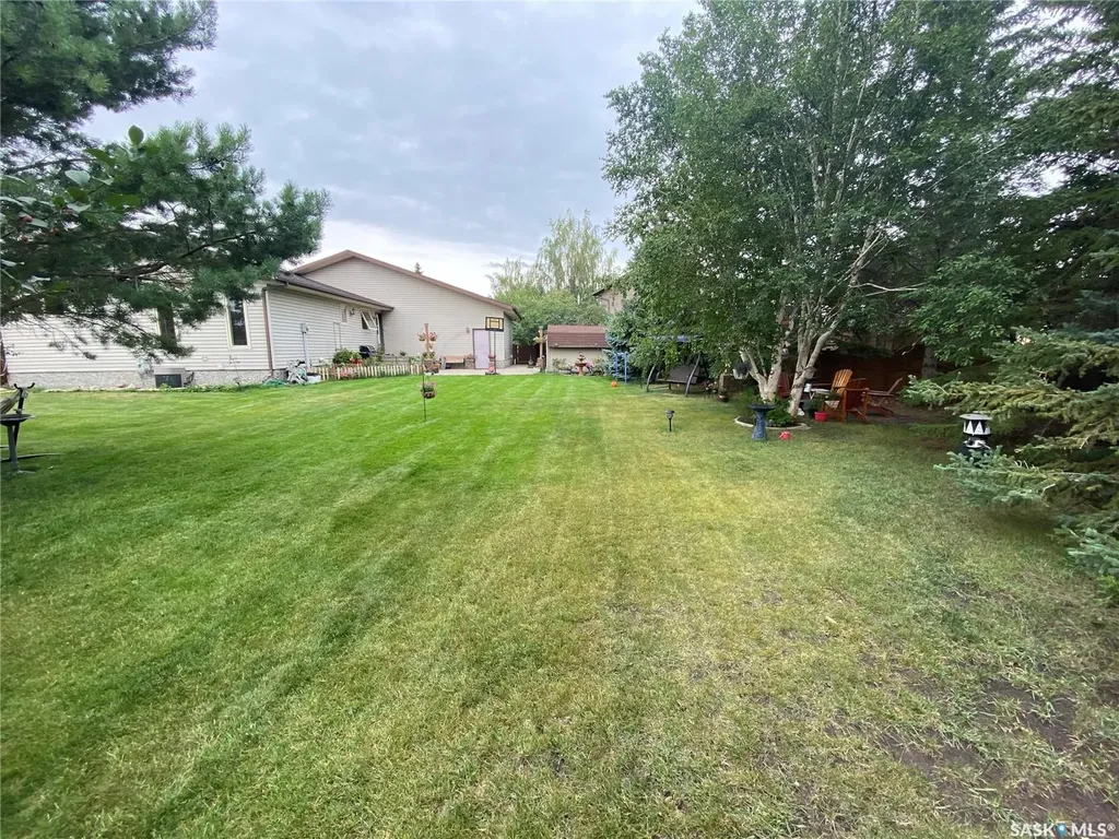 19 Bull Crescent Yorkton SK S3N 3Y5