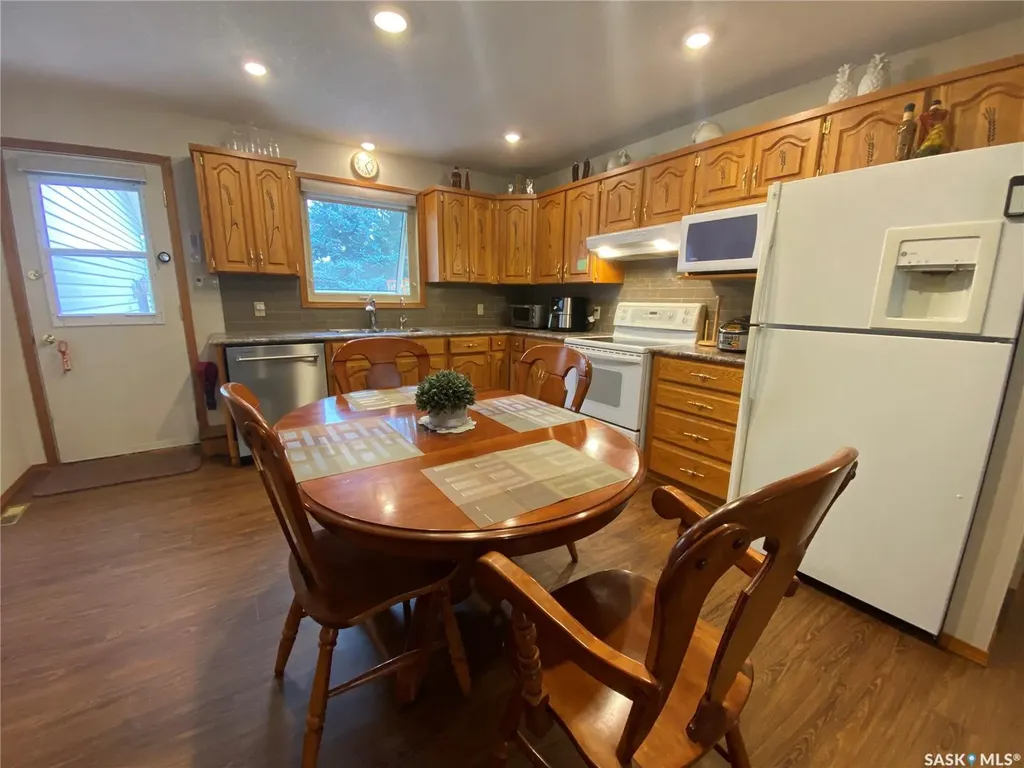 19 Bull Crescent Yorkton SK S3N 3Y5