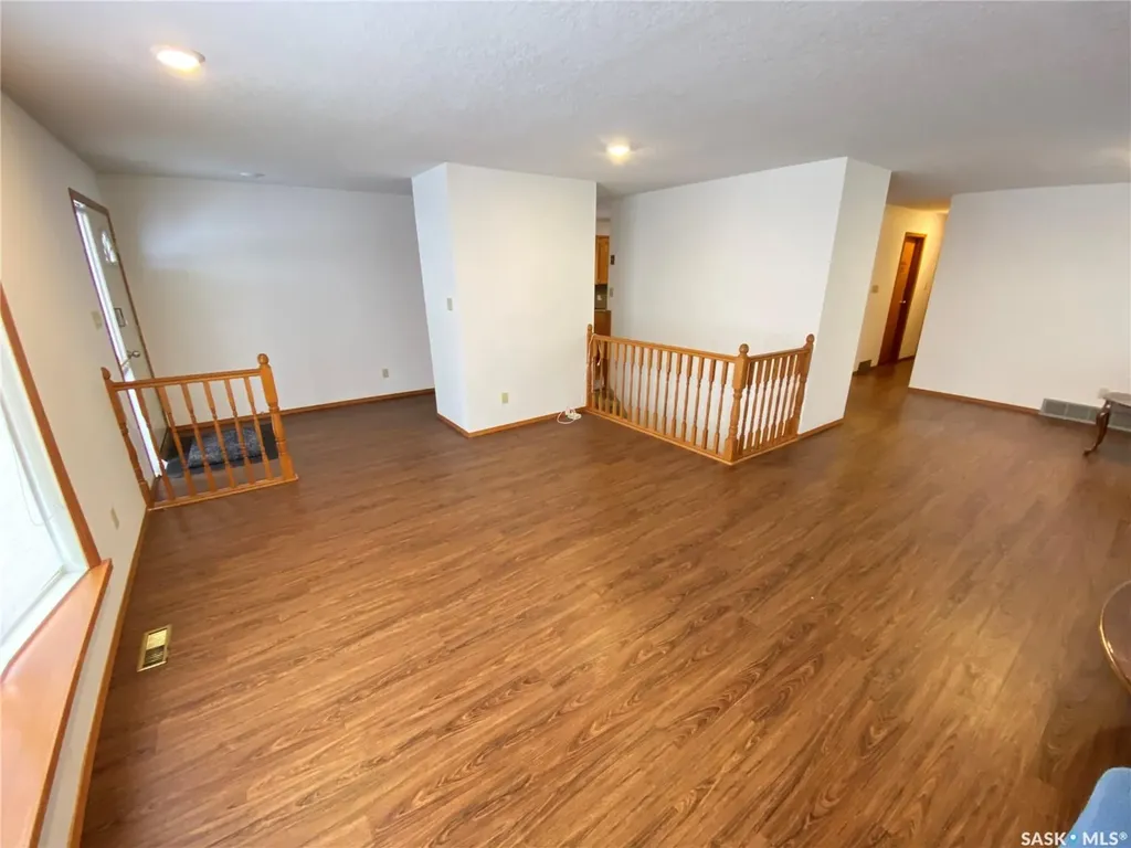 19 Bull Crescent Yorkton SK S3N 3Y5