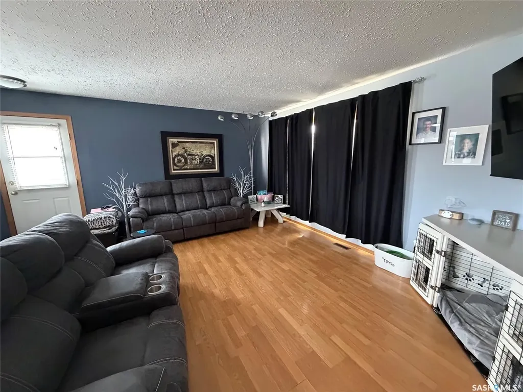 217 4th Avenue E Spiritwood SK S0J 2M0