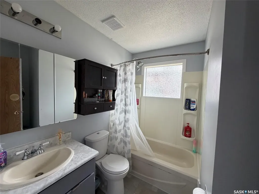 217 4th Avenue E Spiritwood SK S0J 2M0
