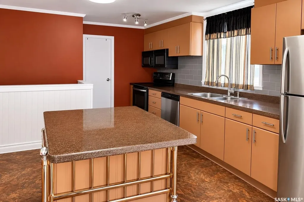 620 2nd Avenue Raymore SK S0A 3J0