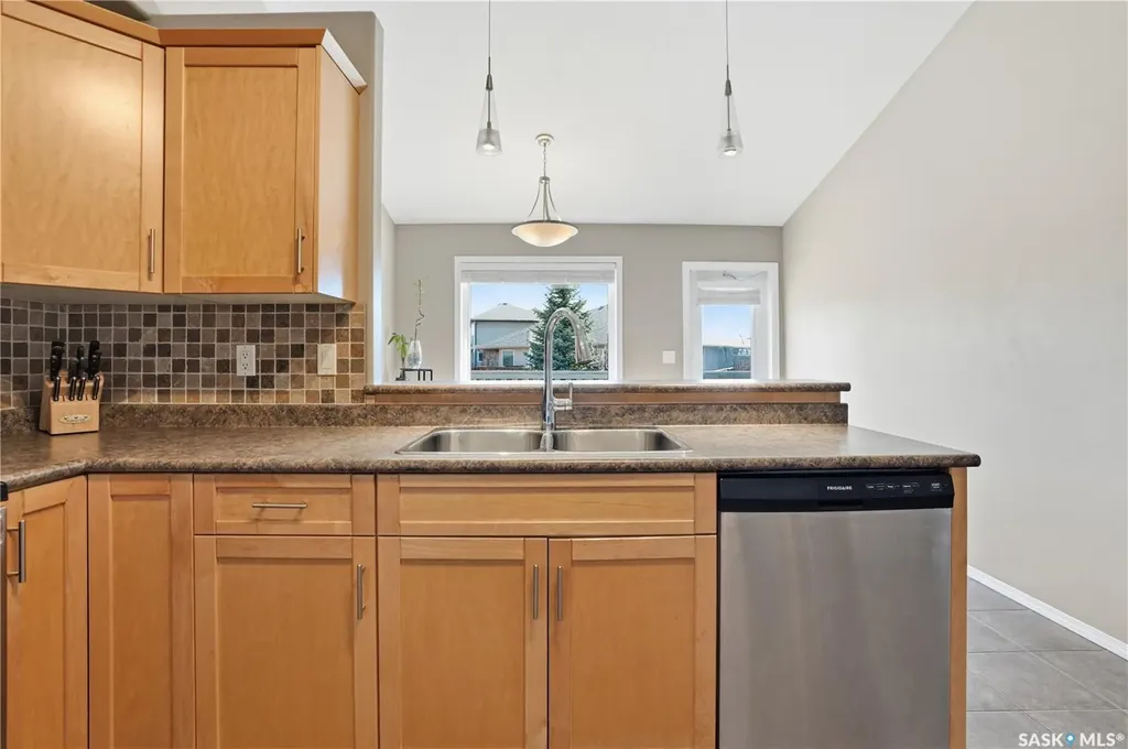 114 Fawcett Crescent Saskatoon SK S7T 0G1