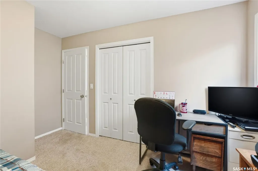 114 Fawcett Crescent Saskatoon SK S7T 0G1