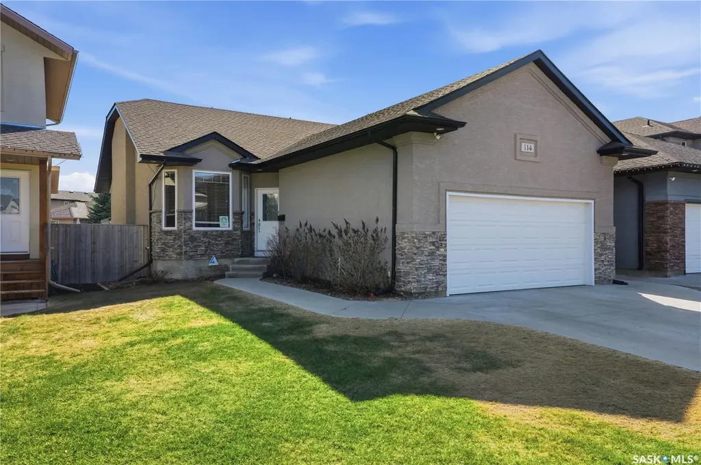 114 Fawcett Crescent Saskatoon SK S7T 0G1