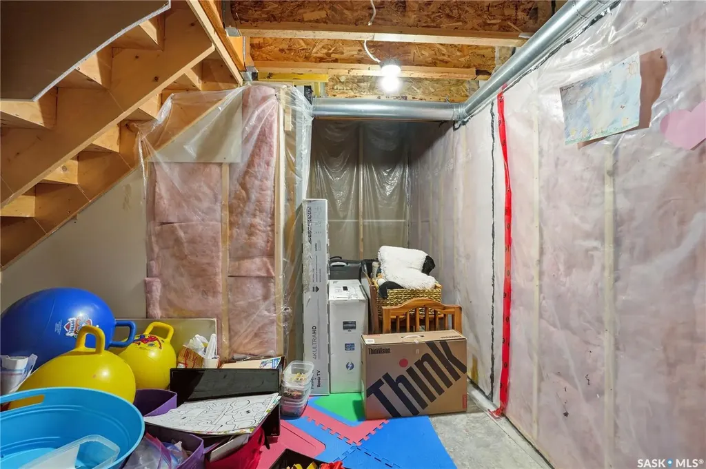 114 Fawcett Crescent Saskatoon SK S7T 0G1