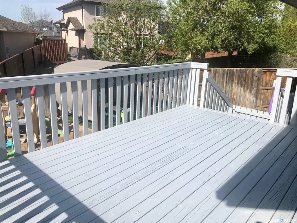 114 Fawcett Crescent Saskatoon SK S7T 0G1