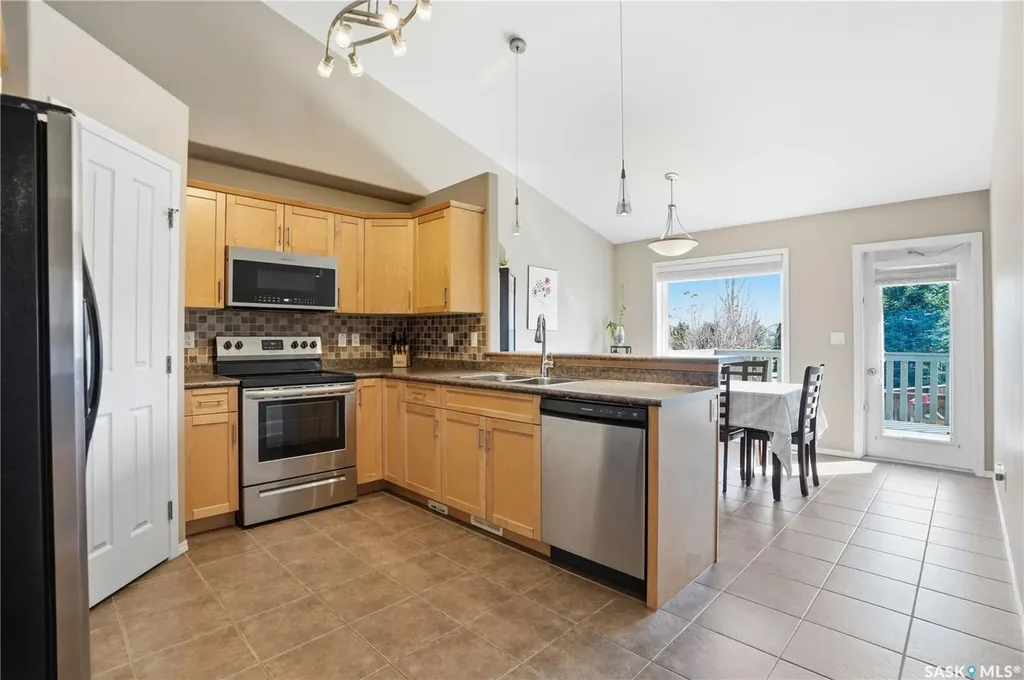 114 Fawcett Crescent Saskatoon SK S7T 0G1