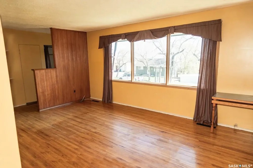 611 Saskatchewan Avenue Kerrobert SK S0L 1R0