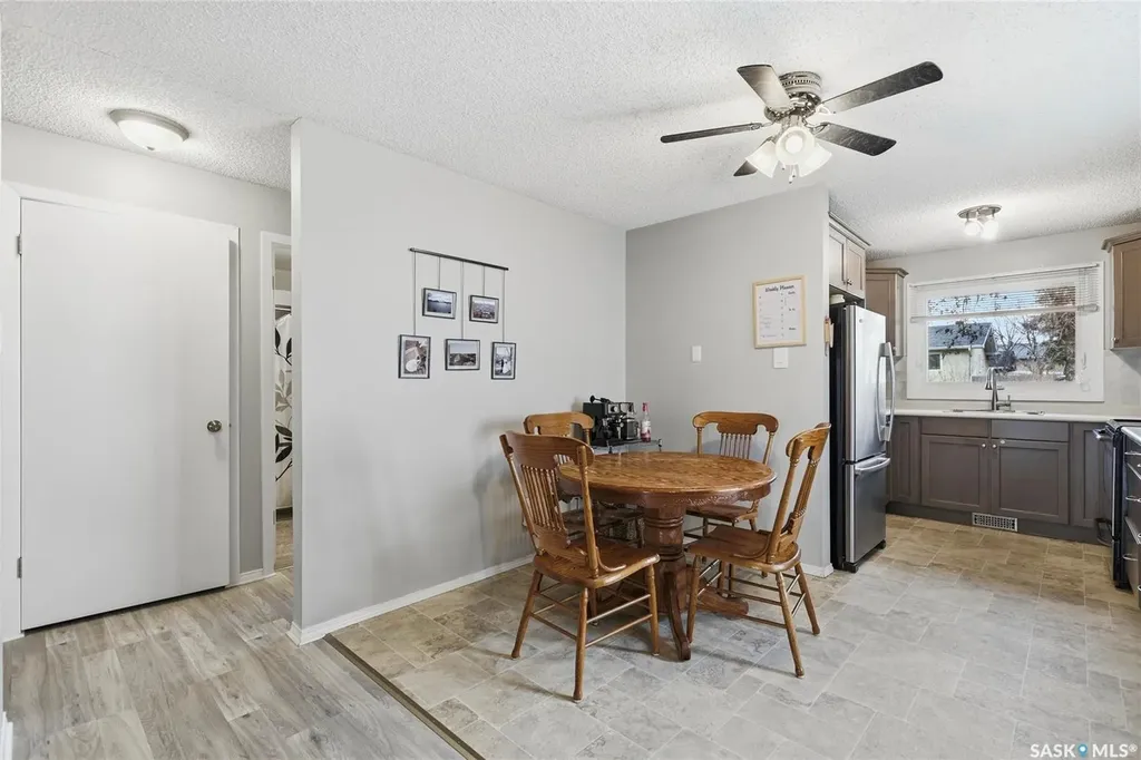 782 Hayworth Crescent N Regina SK S4X 1Y1