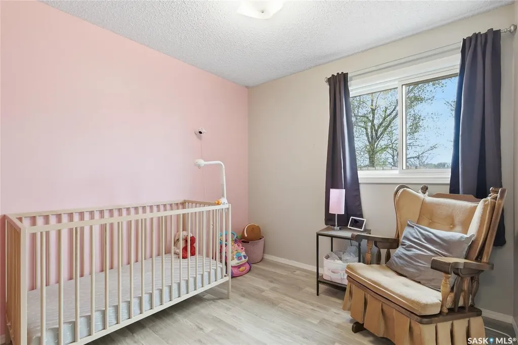 782 Hayworth Crescent N Regina SK S4X 1Y1