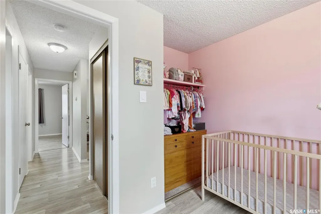 782 Hayworth Crescent N Regina SK S4X 1Y1