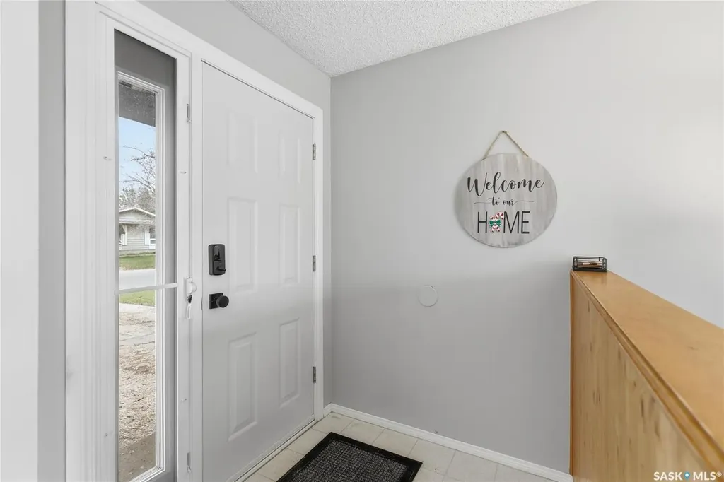 782 Hayworth Crescent N Regina SK S4X 1Y1