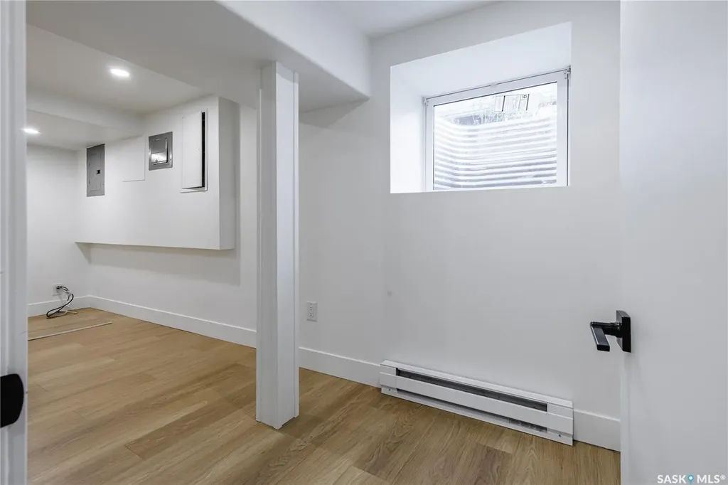 453 Lillooet Street W Moose Jaw SK S6H 4Z4