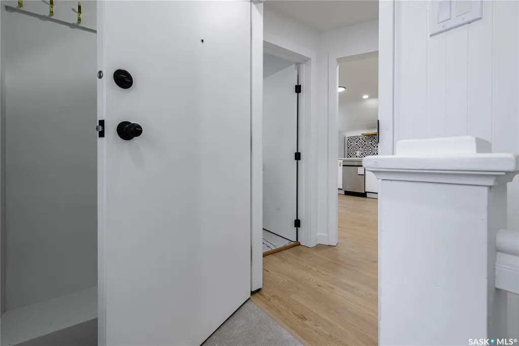 453 Lillooet Street W Moose Jaw SK S6H 4Z4