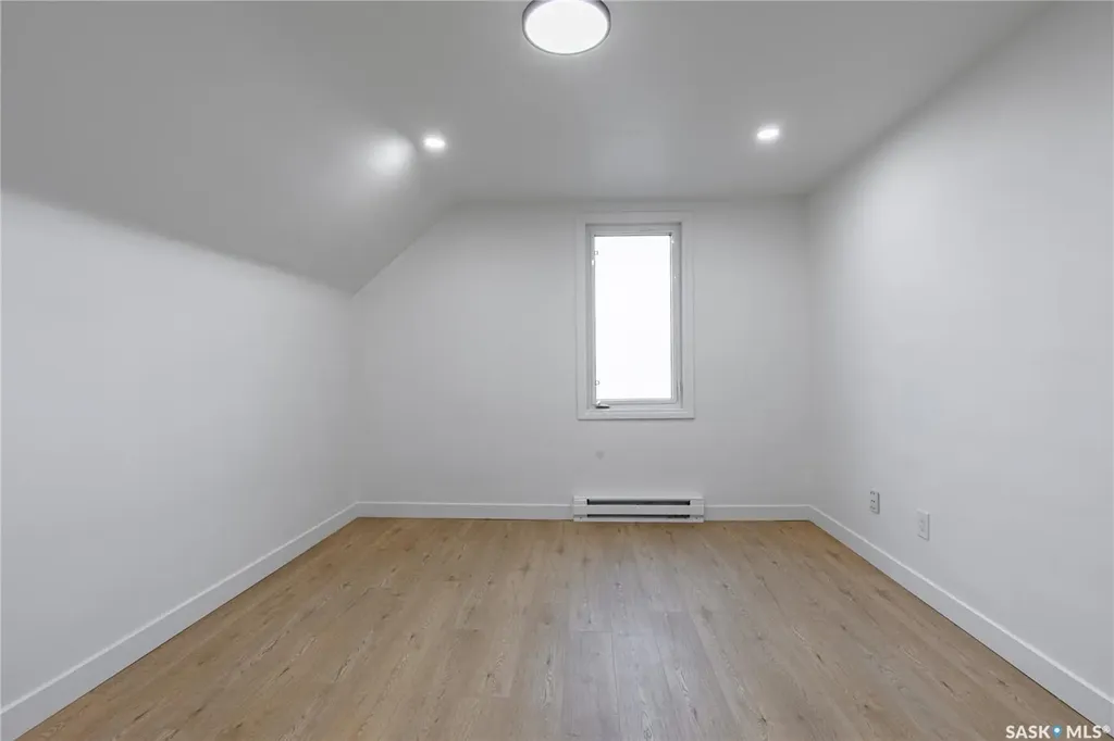 453 Lillooet Street W Moose Jaw SK S6H 4Z4