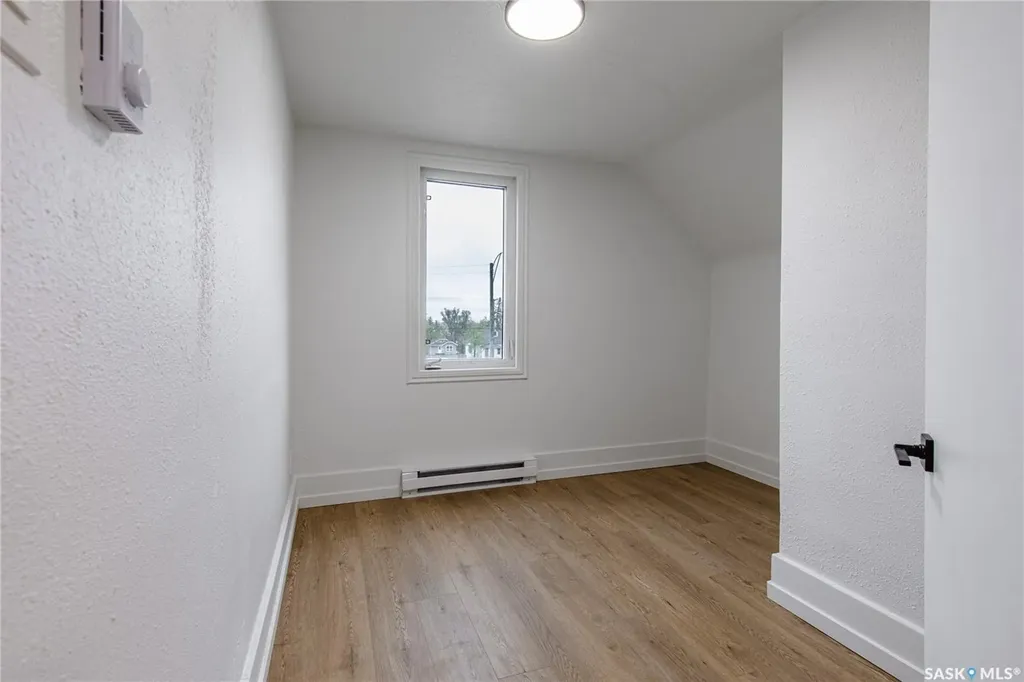 453 Lillooet Street W Moose Jaw SK S6H 4Z4