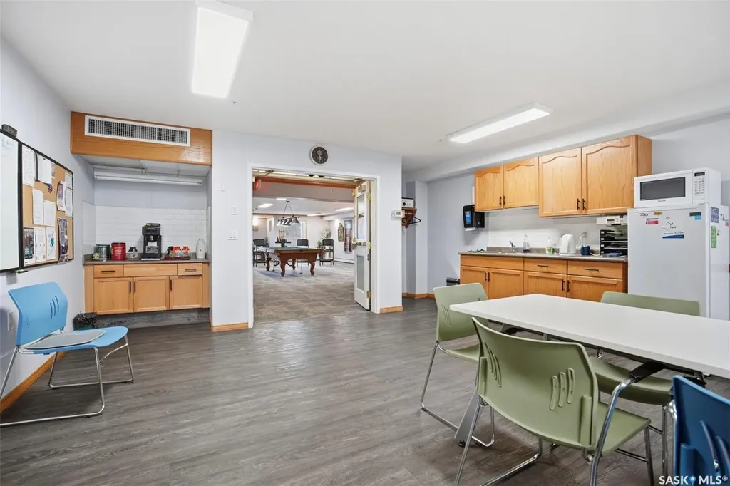 325 Keevil Crescent Saskatoon SK S7N 4R8