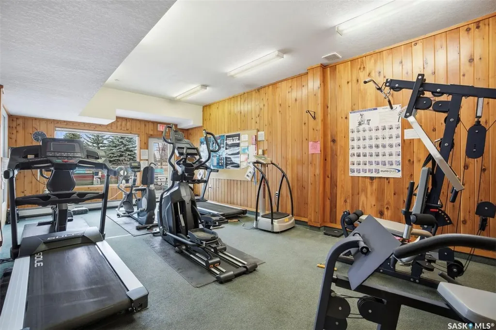 325 Keevil Crescent Saskatoon SK S7N 4R8