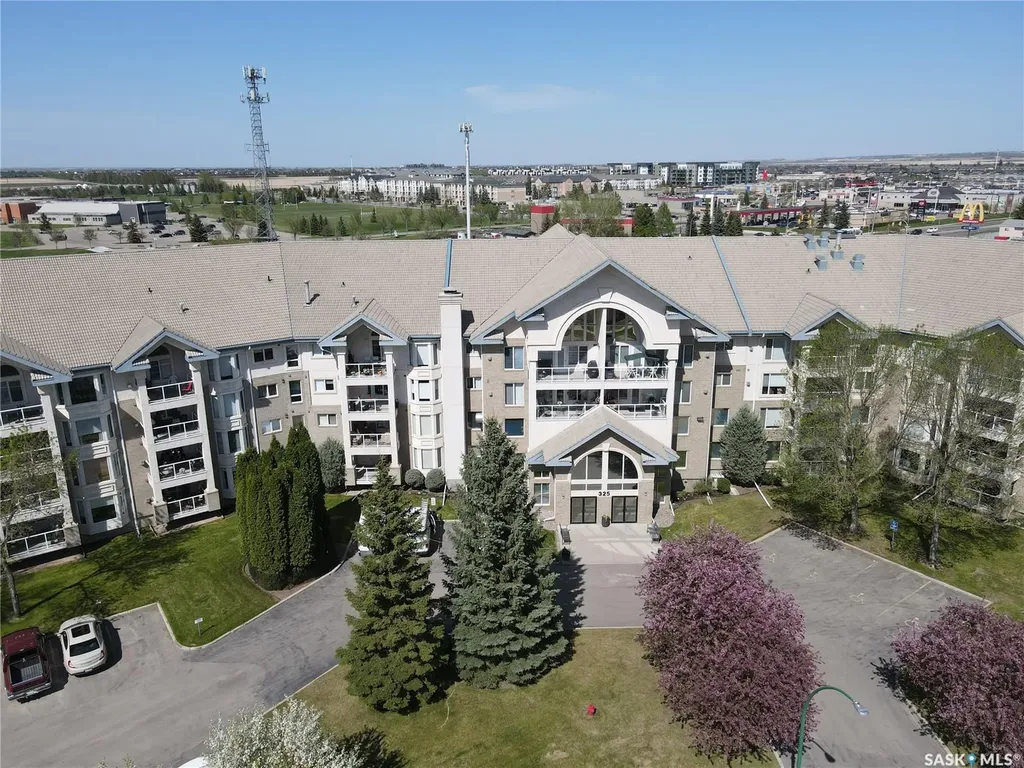 325 Keevil Crescent Saskatoon SK S7N 4R8