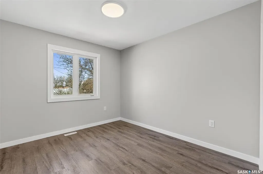 546 21st Street E Prince Albert SK S6V 1M4