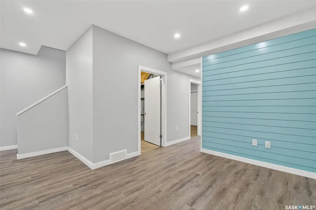 546 21st Street E Prince Albert SK S6V 1M4